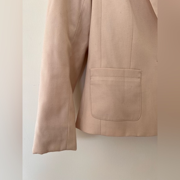 H&M Cropped Cream Blazer (Size 2) - Picture 2 of 6